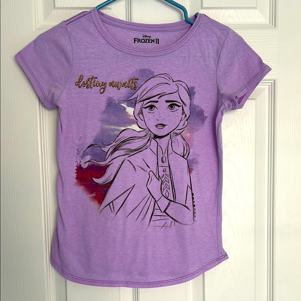 Girls Frozen 2 T-shirt purple 2/$10